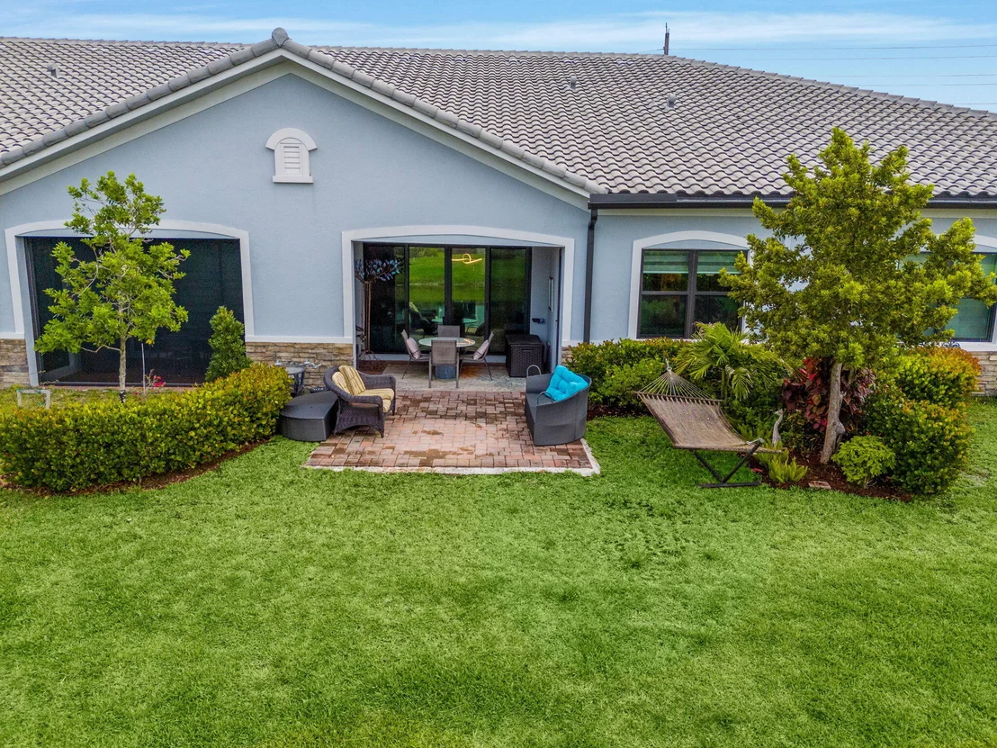 Photo of 7642 N Blue Spring Drive