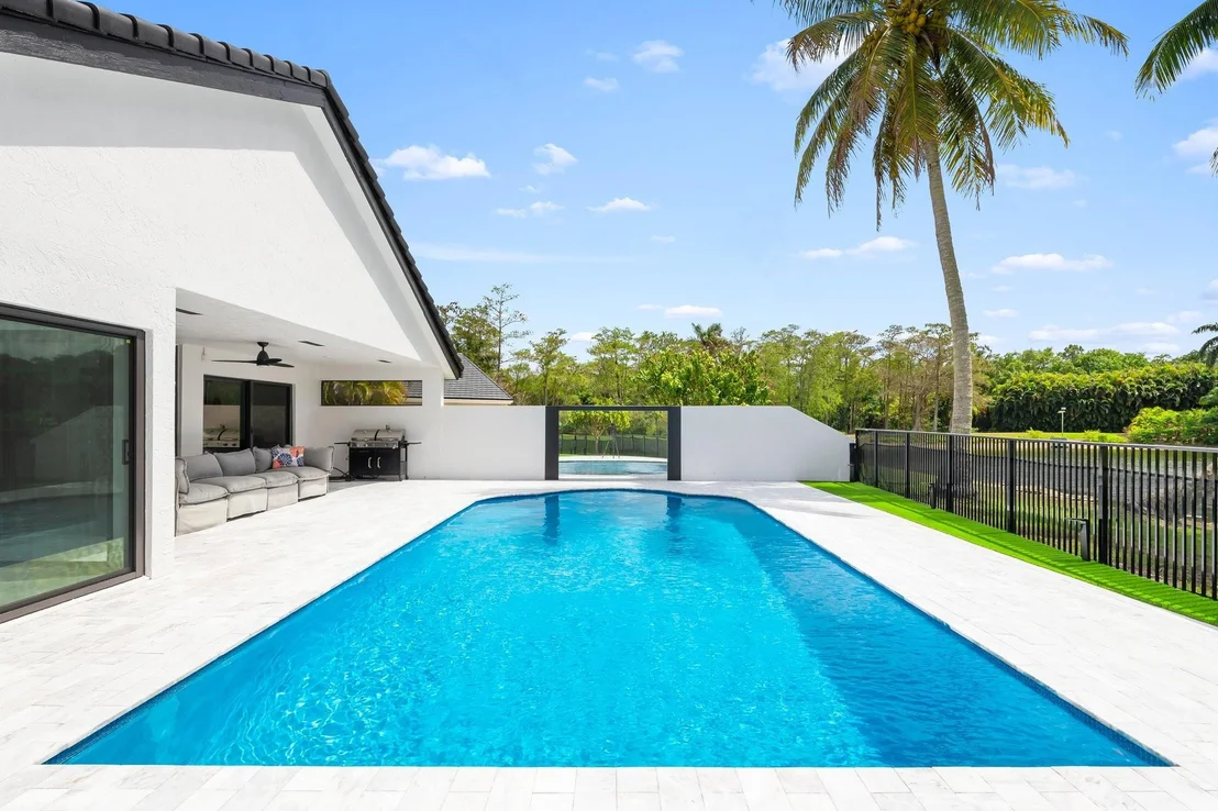 Photo of 21470 Bridge View Drive