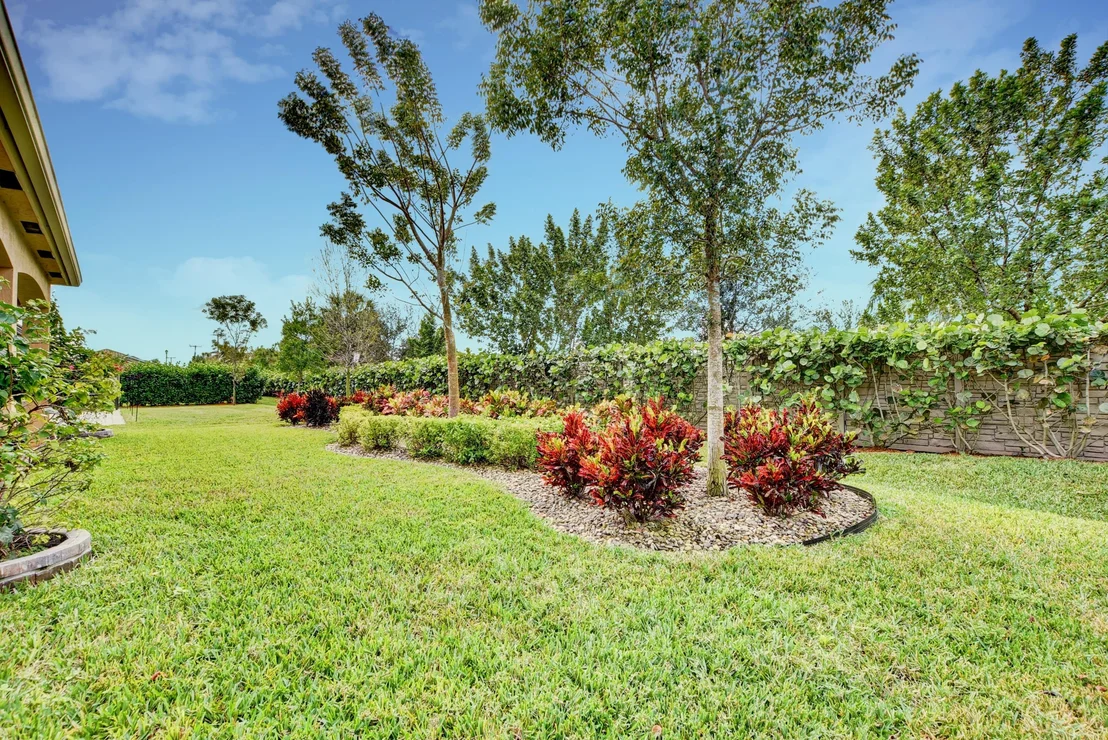 Photo of 4599 Willow Basin Way