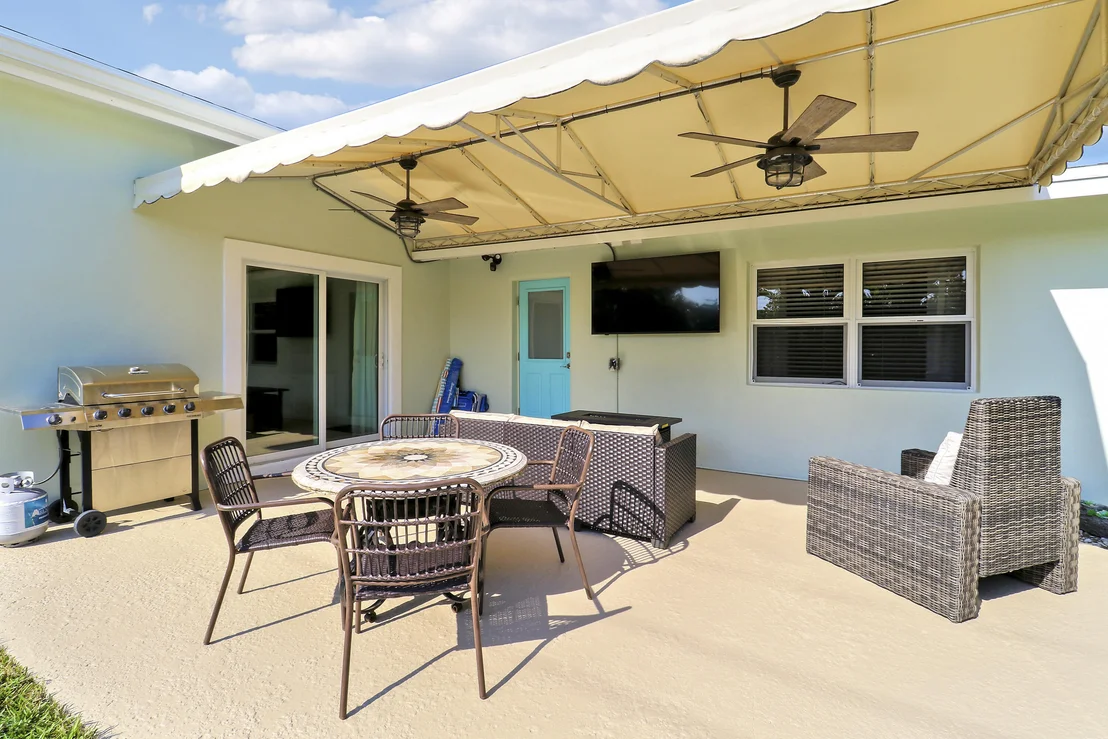Photo of 424 Ebbtide Drive