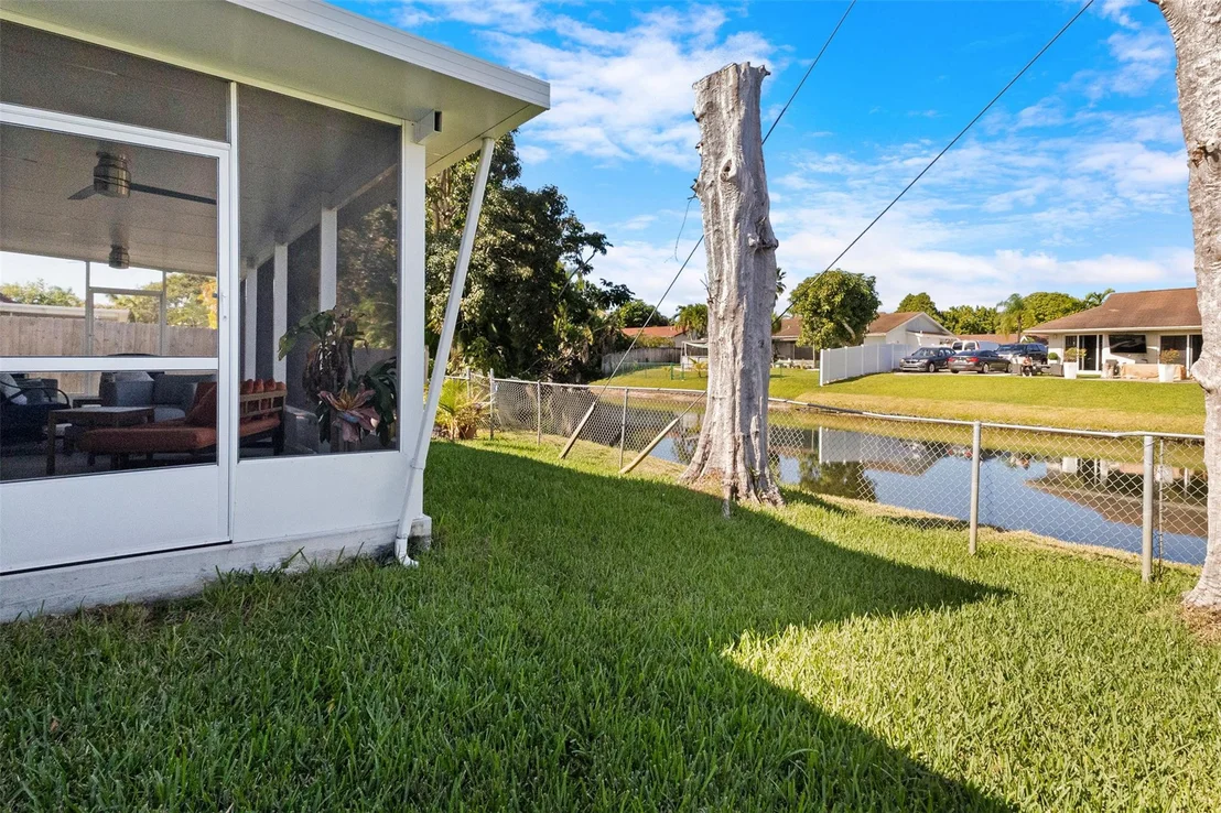Photo of 9231 N Cypress Circle