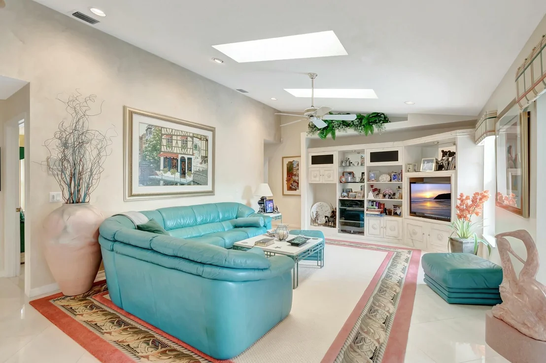 Photo of 10423 Canoe Brook Circle