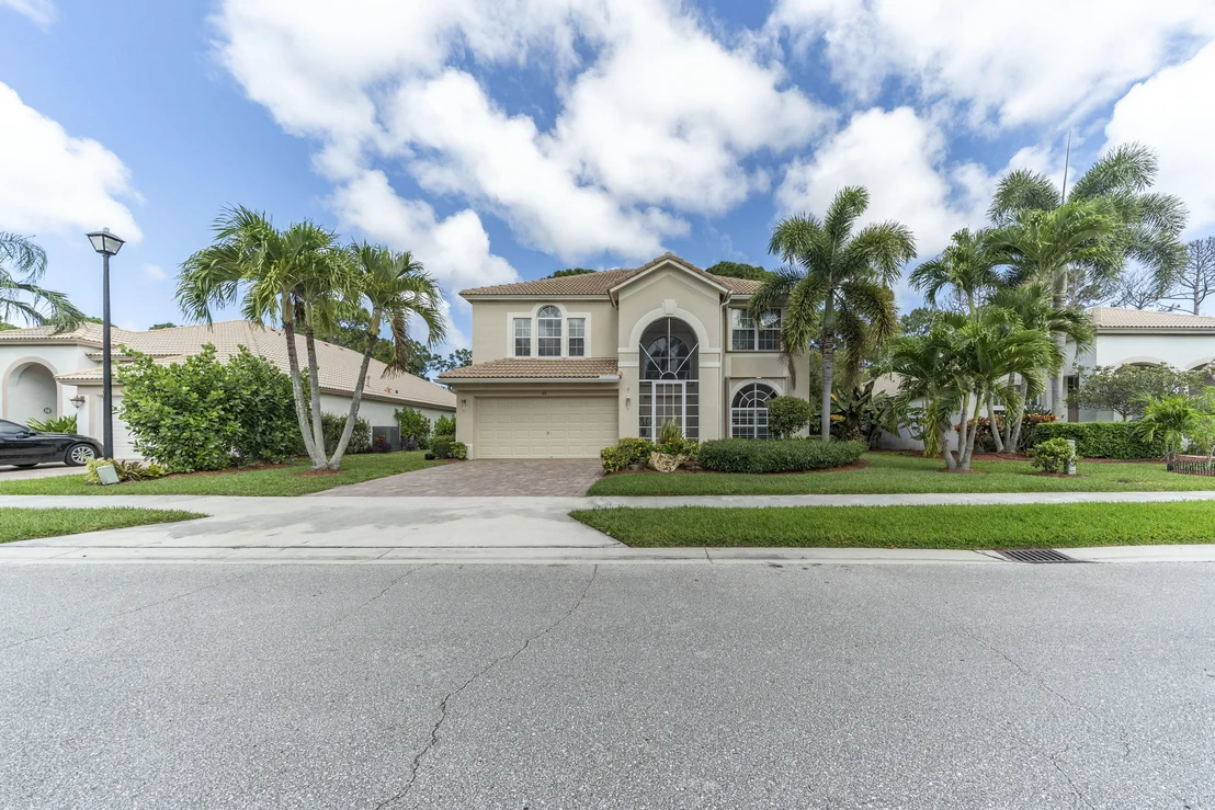Photo of 184 Bent Tree Drive