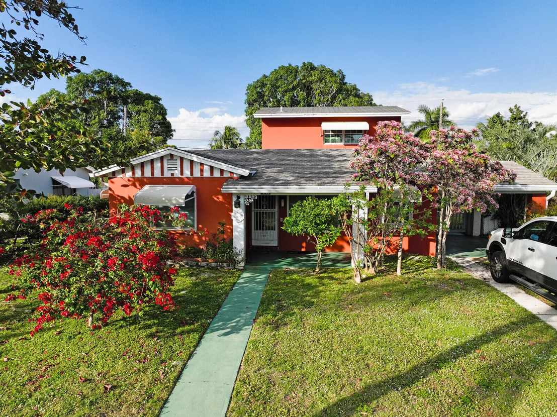 Photo of 240 Cornell Drive