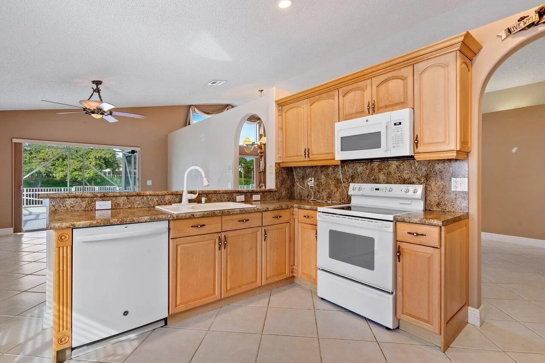 Photo of 7241 Providence Road