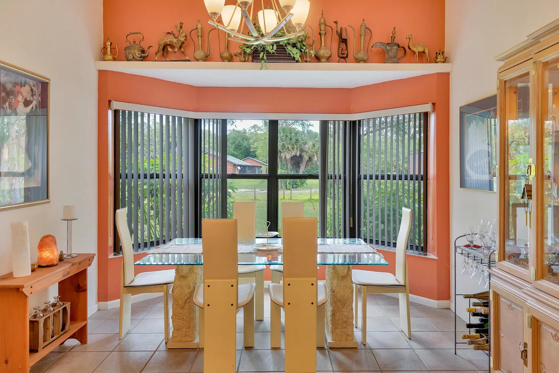 Photo of 13288 Compton Road