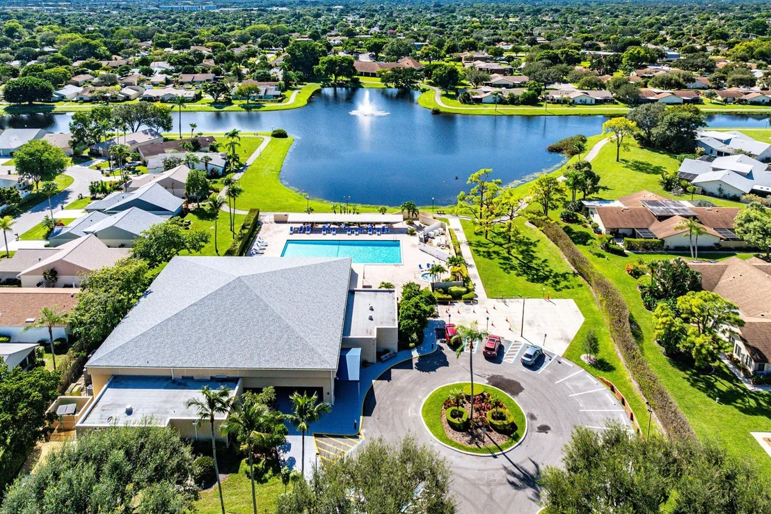 Photo of 2350 Riviera Drive