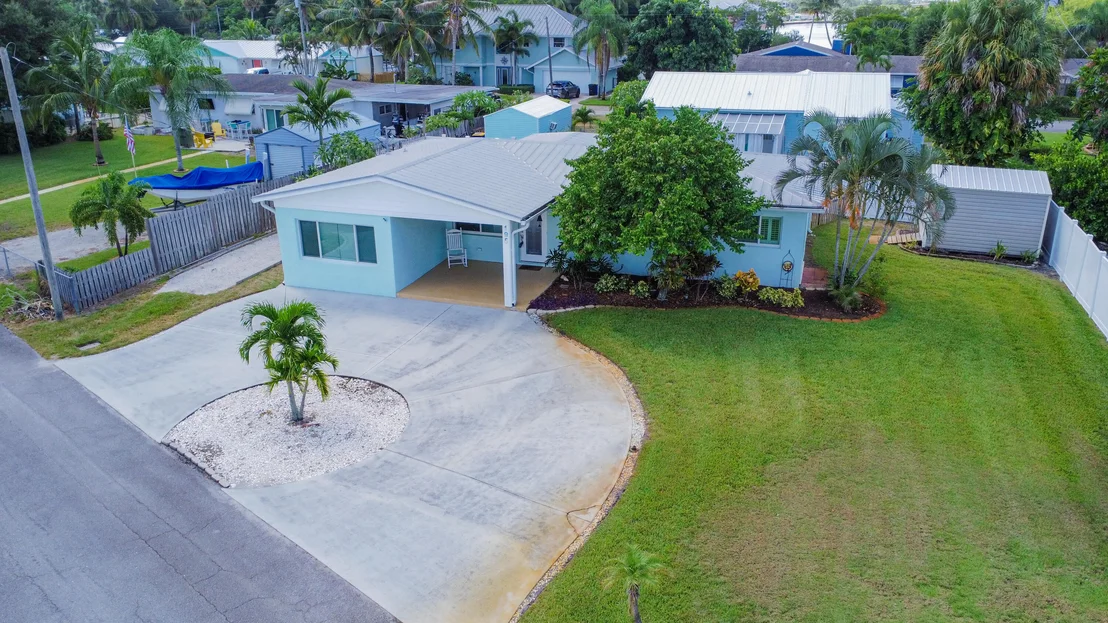 Photo of 195 SW Cabana Point Circle