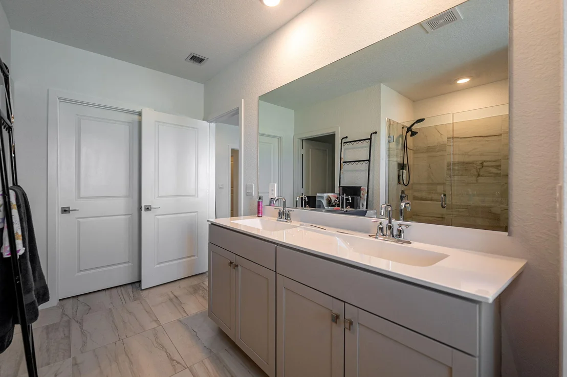 Photo of 6016 SE Violet Lane