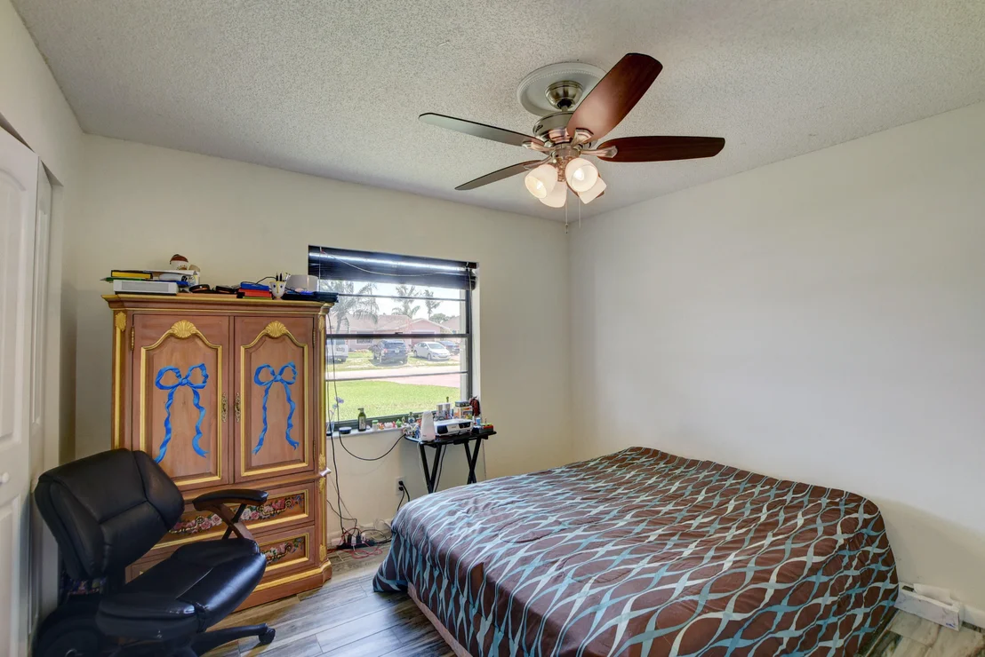 Photo of 3740 Brooklyn Lane