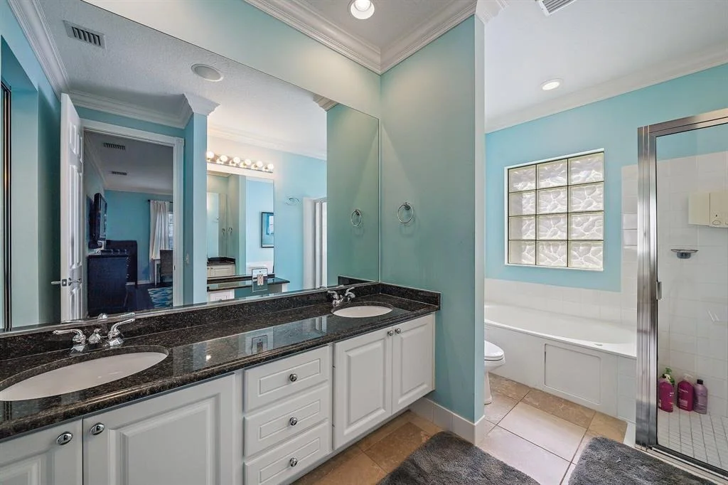 Photo of 338 Caravelle Drive