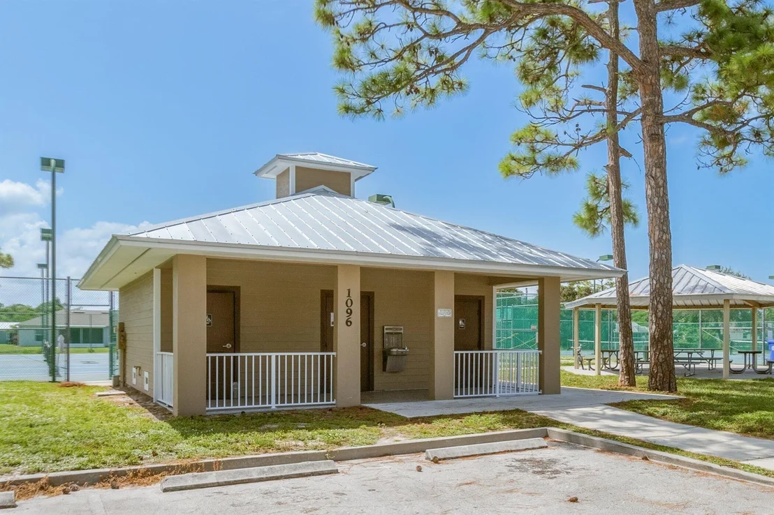 Photo of 680 Helicon Terrace