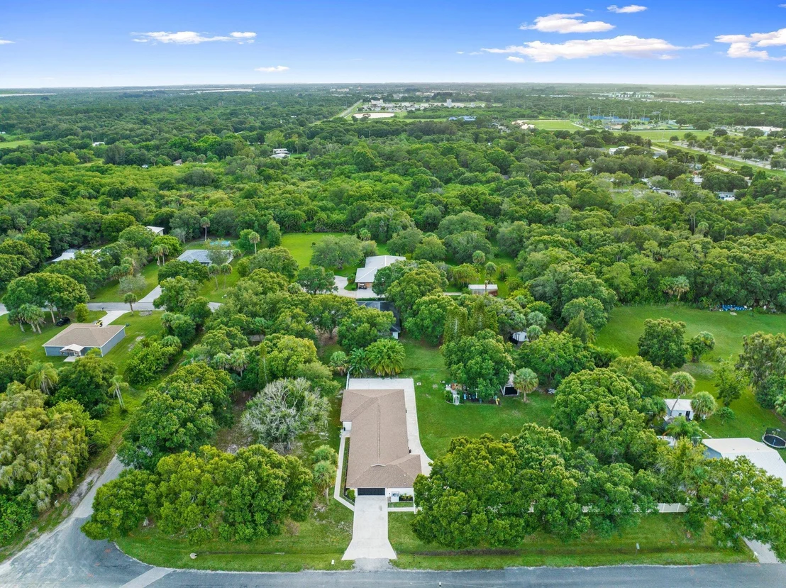 Photo of 2900 Grove Drive