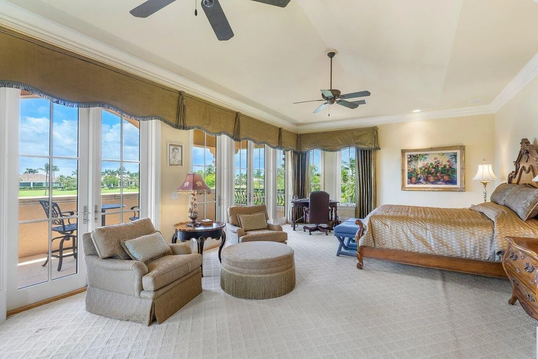 Photo of 6971 SE Harbor Circle