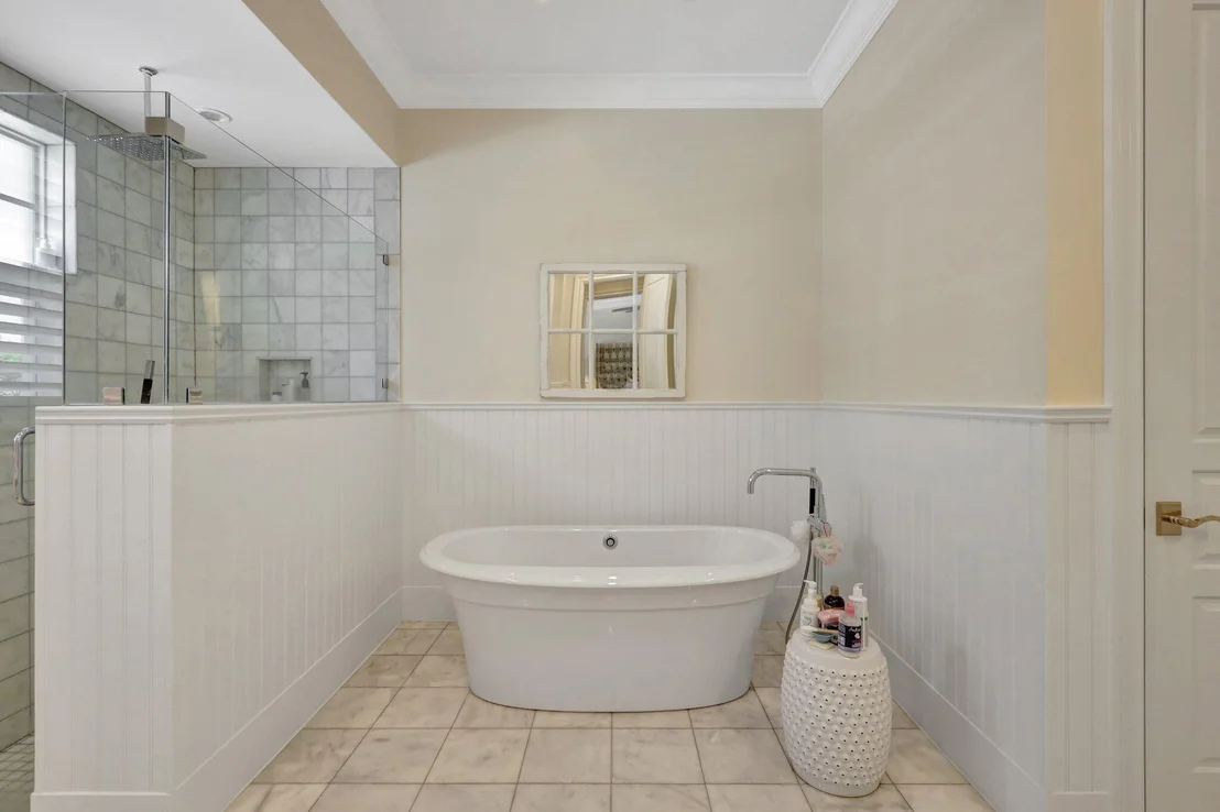 Photo of 18 Ridge Boulevard