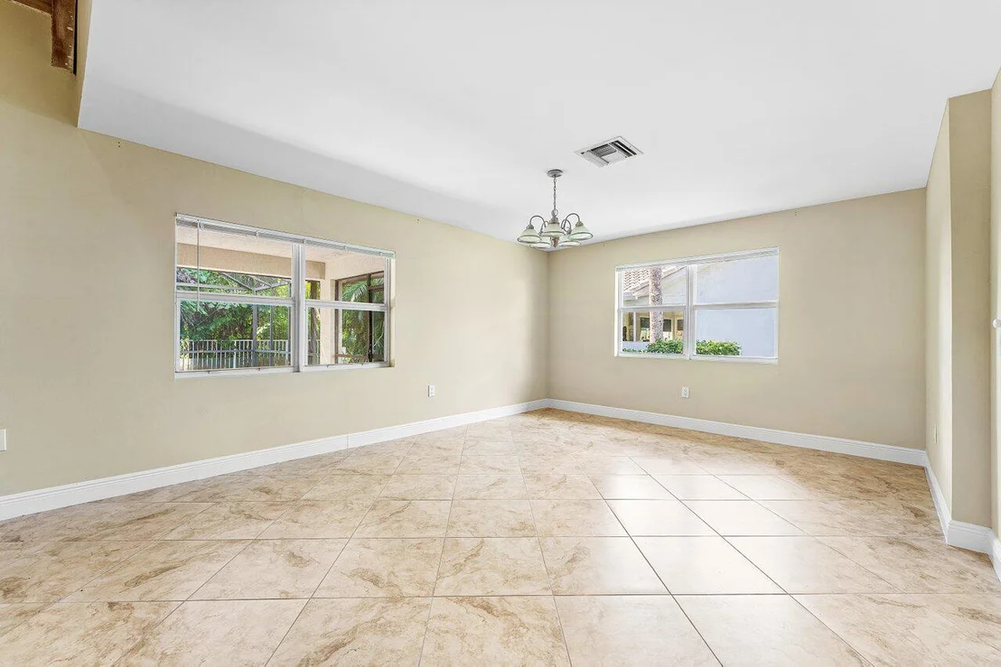 Photo of 4572 White Cedar Lane