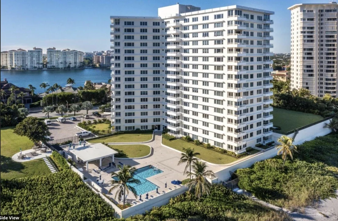 Photo of Unit 708 at 600 S Ocean Boulevard