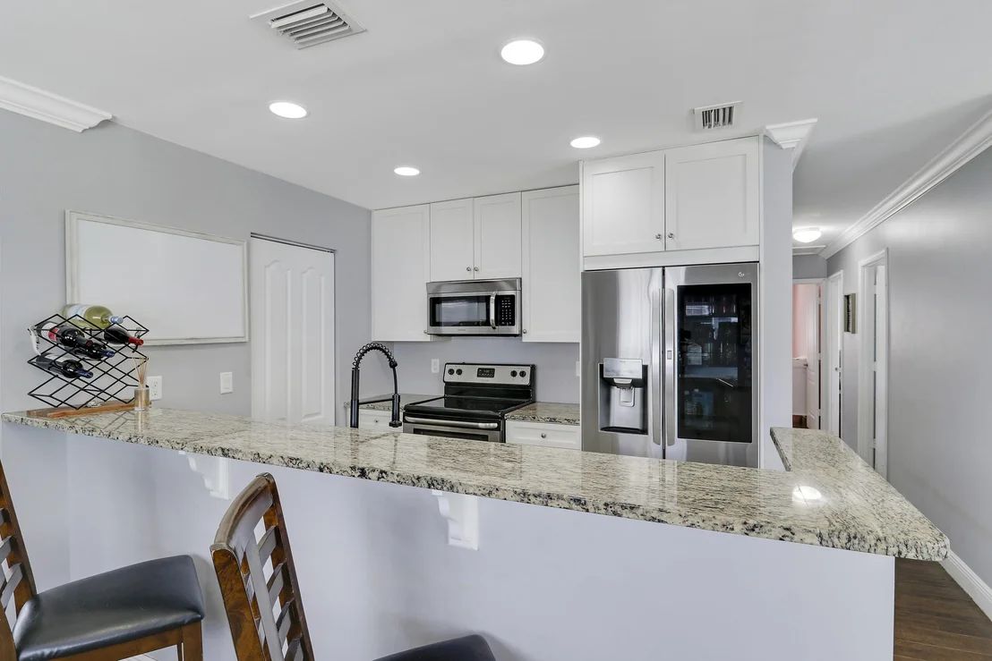 Photo of 532 Riverside Drive
