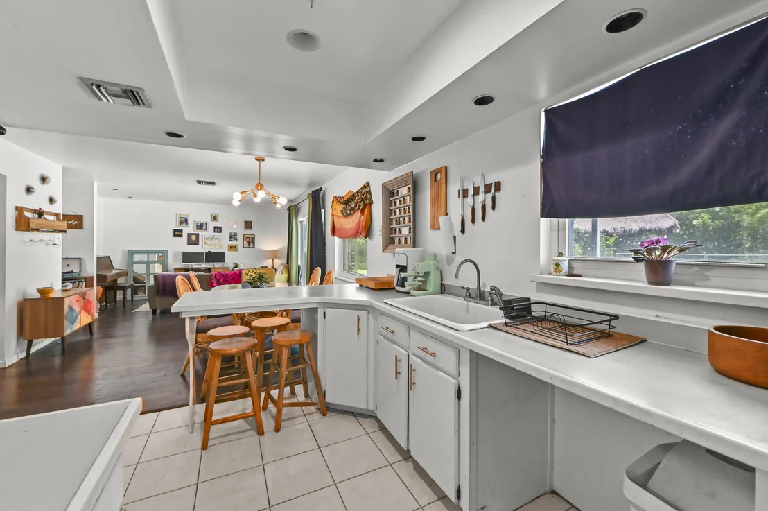 Photo of 7635 Oakmont Drive