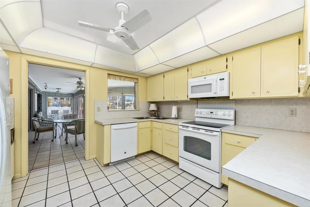 Photo of 3614 SE Fairway East E