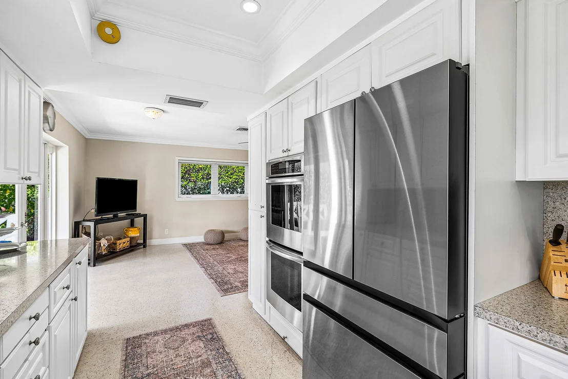 Photo of 670 Elm Tree Lane
