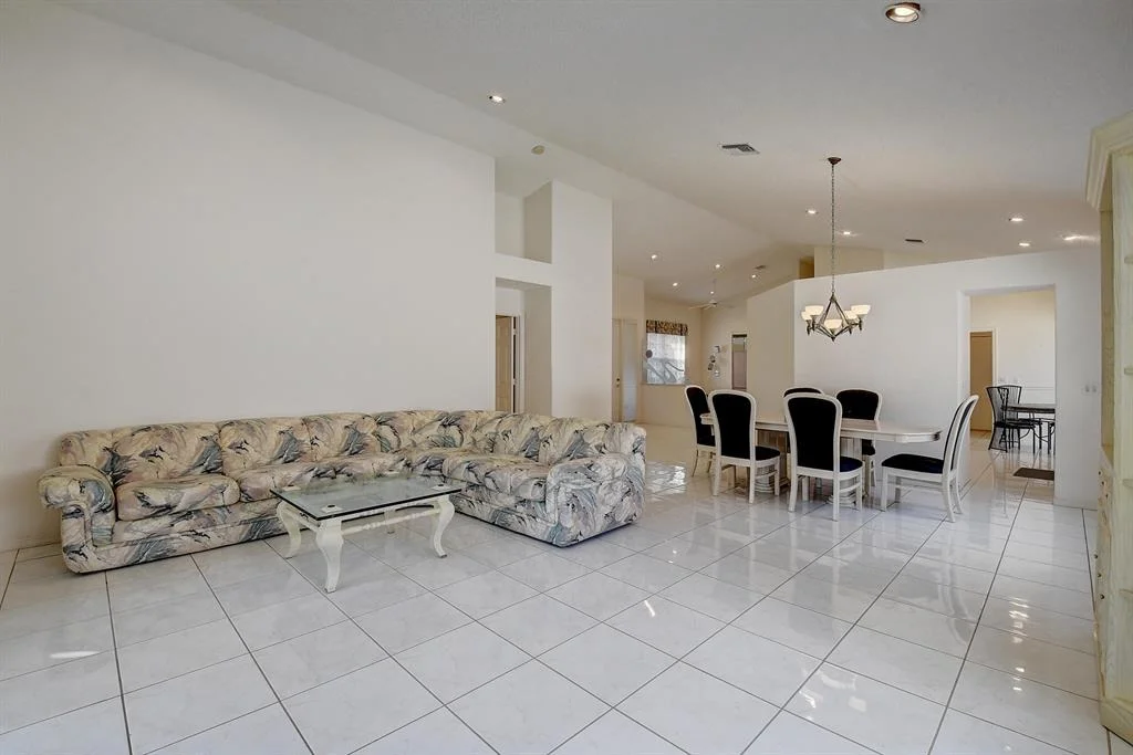 Photo of 5214 Brookview Drive