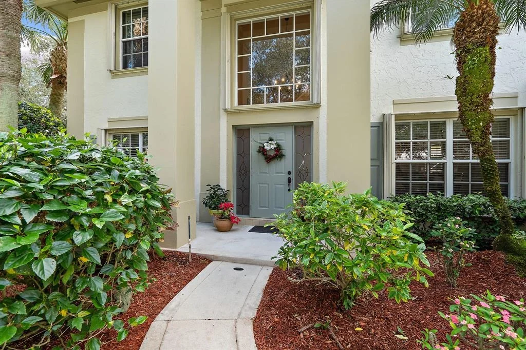 Photo of 1071 Egret Circle N