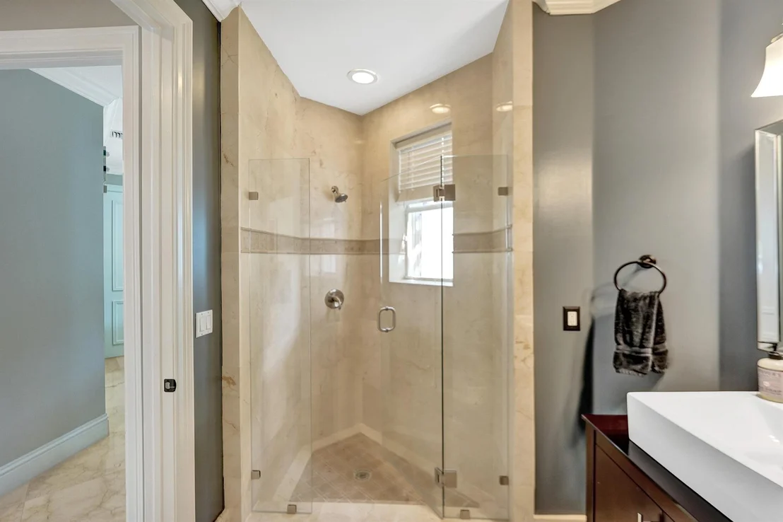 Photo of 5005 NW 24th Circle