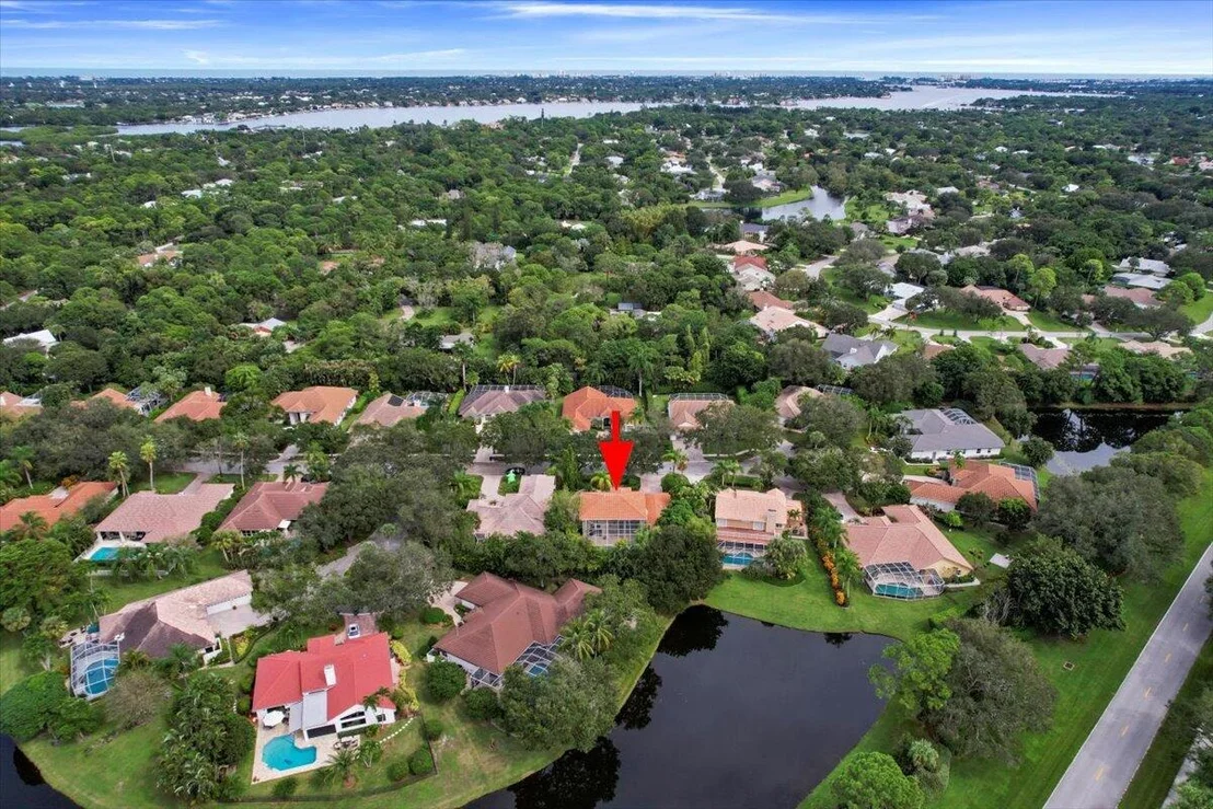 Photo of 140 Victorian Lane