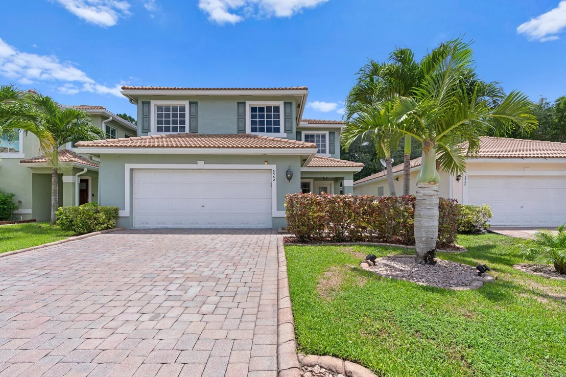 Photo of 6562 Adriatic Way
