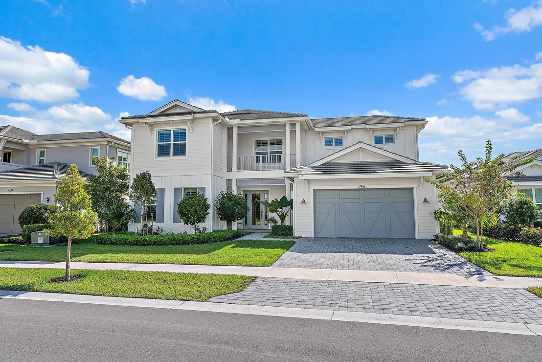 Photo of 9316 Crestview Circle
