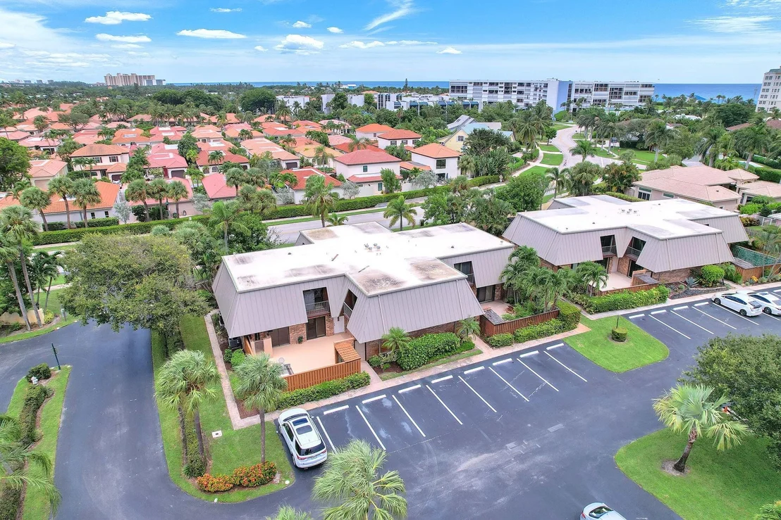 Photo of Unit 21C at 1420 Ocean Way