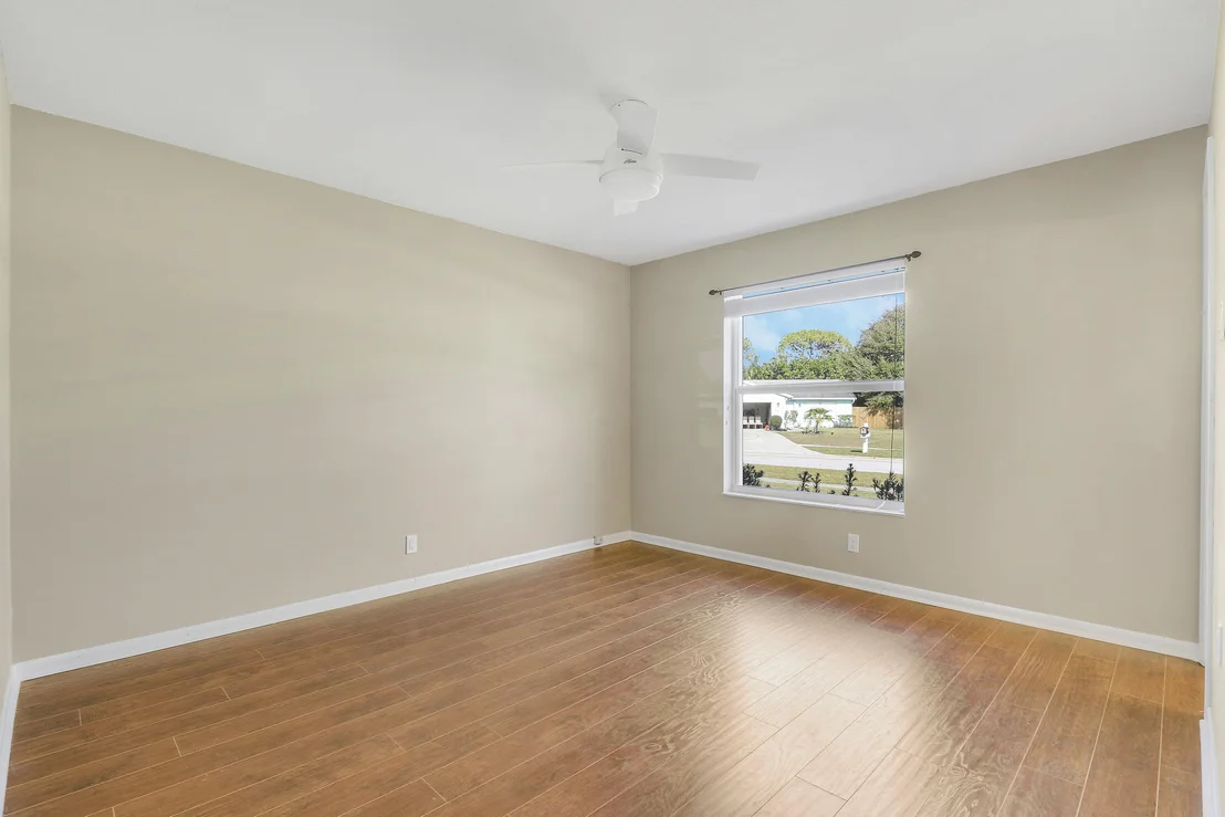 Photo of 140 Village Circle