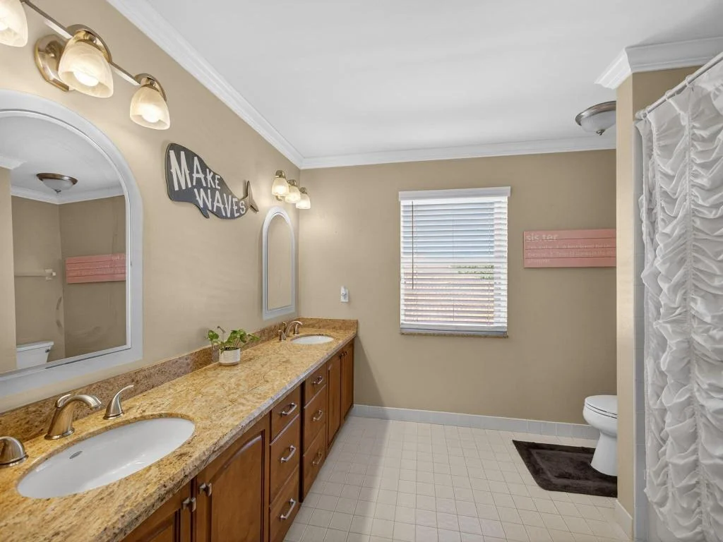 Photo of 8905 Spring Valley Drive