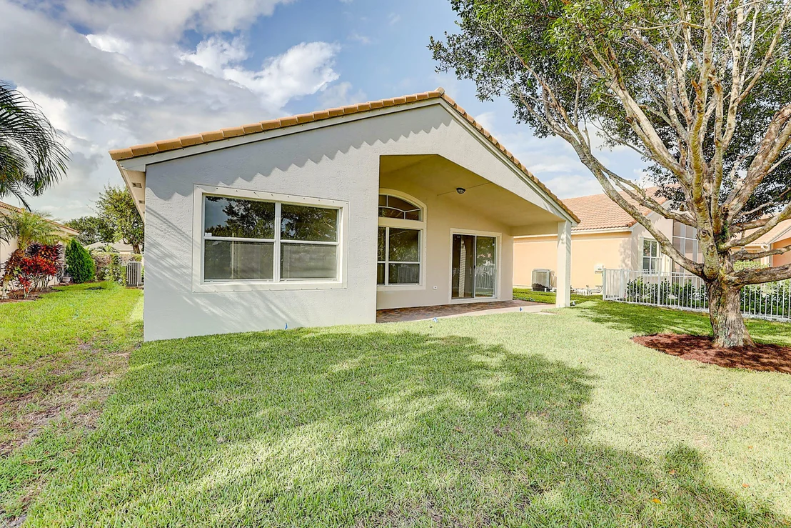 Photo of 1684 SE Lake Legacy Way