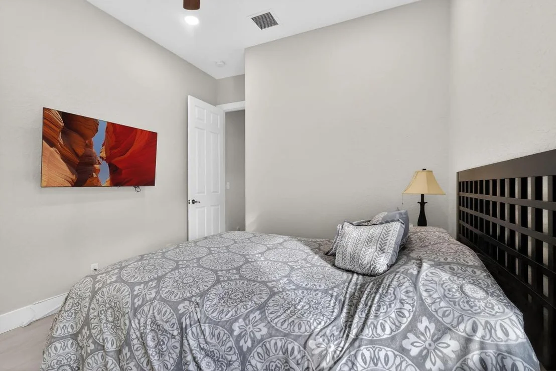 Photo of 16091 Rosecroft Terrace