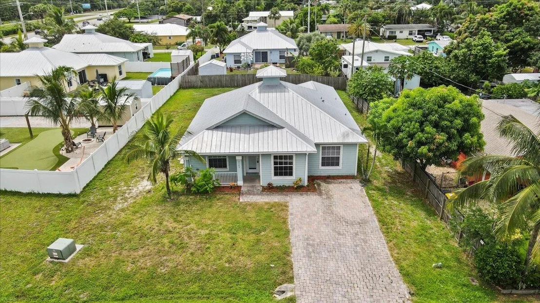 Photo of 3164 SE Orange Tree Place