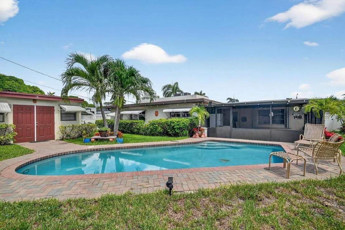 Photo of 133 Greenbrier Drive