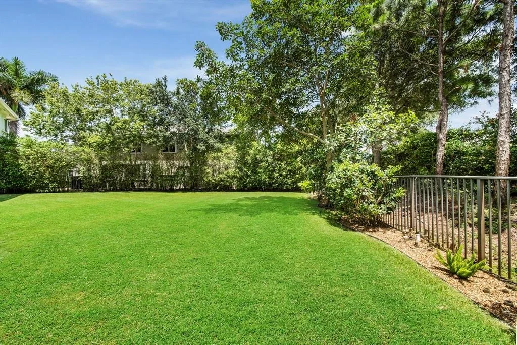 Photo of 11884 Windmill Lake Drive