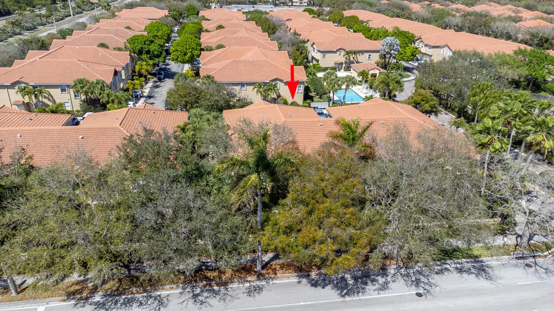 Photo of Unit H at 110 Lighthouse Circle
