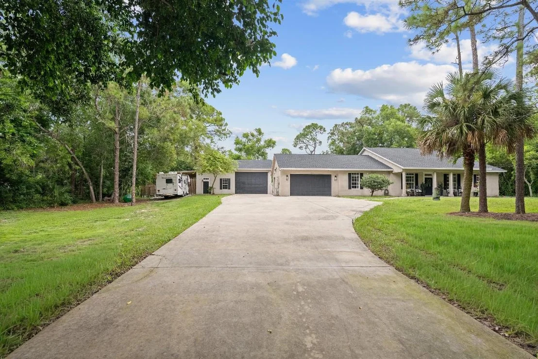 Photo of 10771 154th Road N