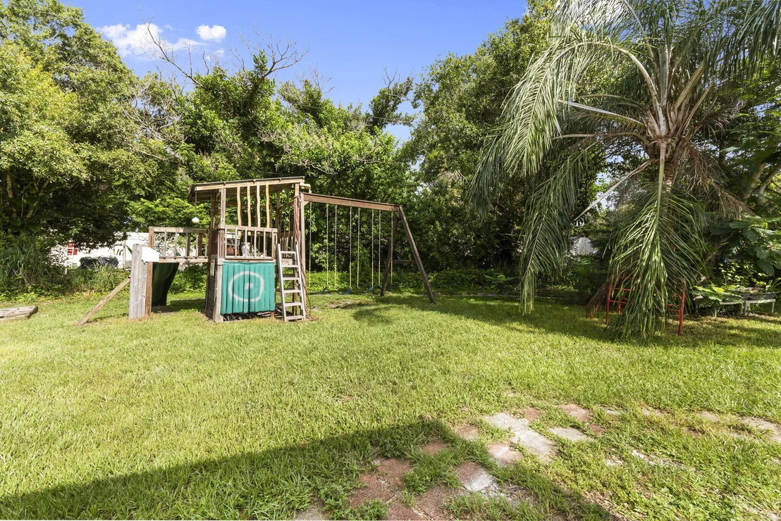 Photo of 1126 Pine Avenue
