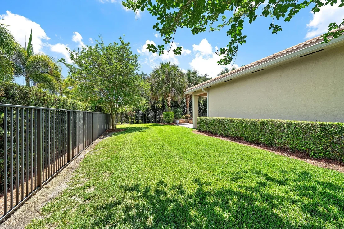 Photo of 102 Crab Cay Way