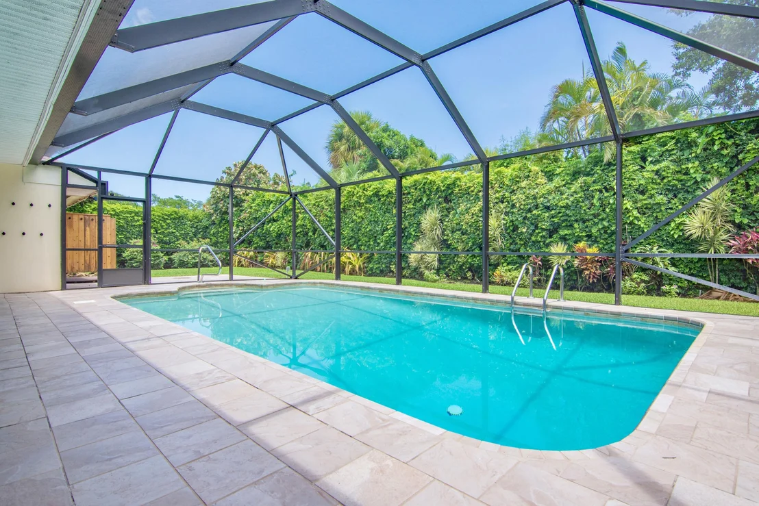 Photo of 1060 Clipper Road