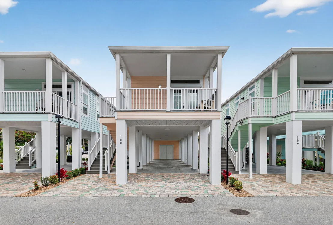 Photo of 300 NE Coastal Drive