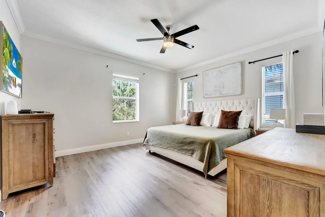 Photo of 2632 E Community Drive