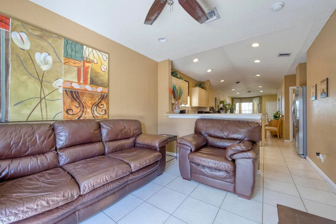 Photo of 416 Circle Drive S