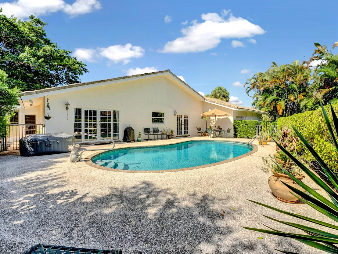 Photo of 16829 Silver Oak Circle