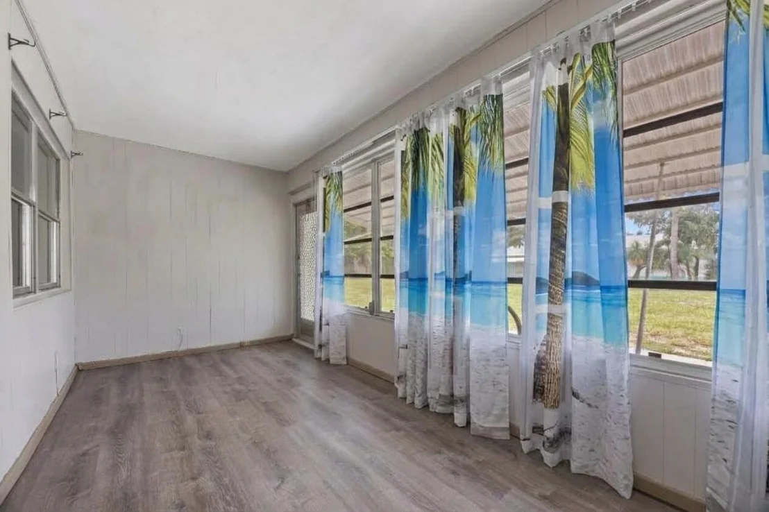 Photo of Unit C at 355 MAIN Boulevard