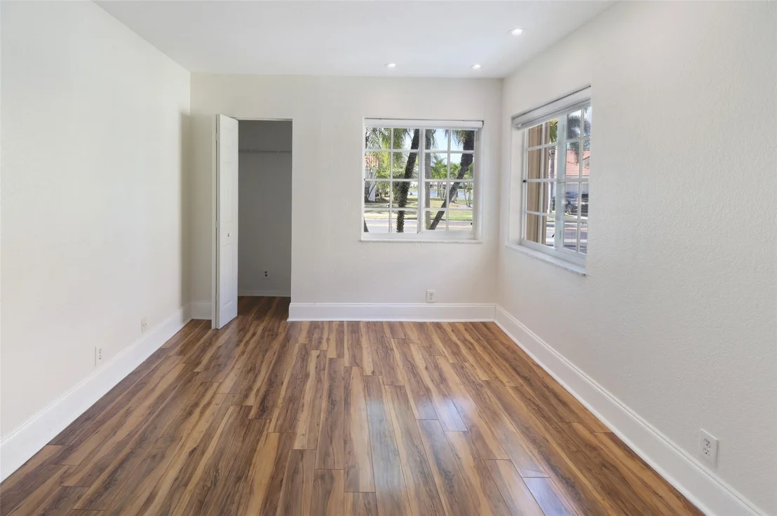 Photo of 505 Spinnaker Drive